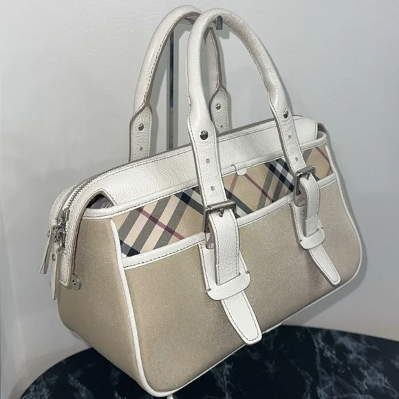 BURBERRY Leather Nylon Canvas Handbag Beige Ivory
Handbag AUTHENTIC - Picture 3 of 16